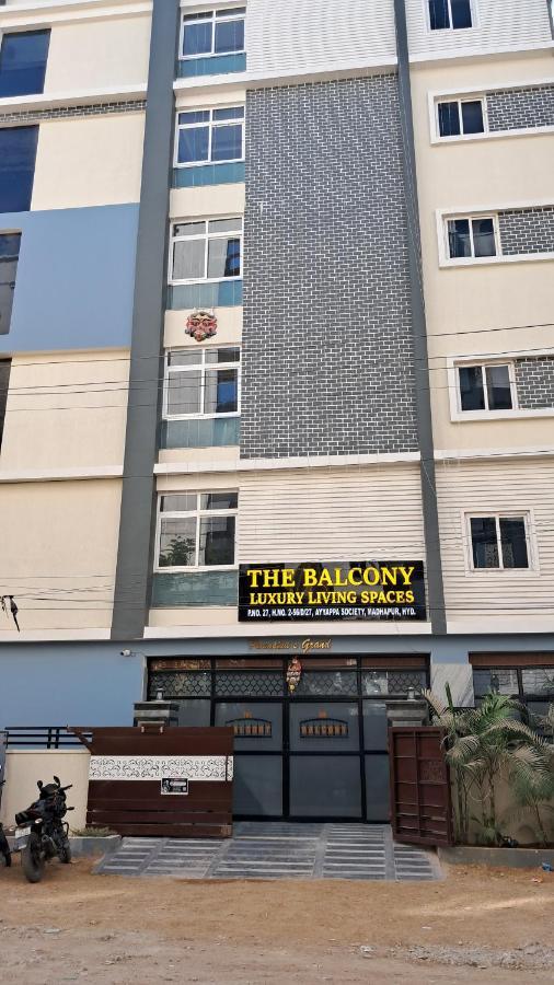 The Balcony Hotel Hyderabad Exteriör bild